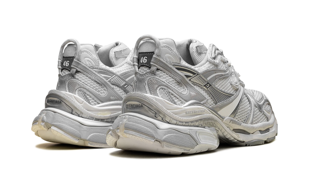 Runner Sneaker "Worn-Out - White Silver" 779066 W3RXP 9110