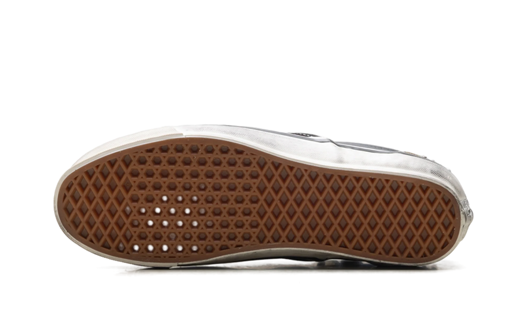 LX Classic Slip-On 98 "Pearlized Pack Camo Black" VN000D9PCAK