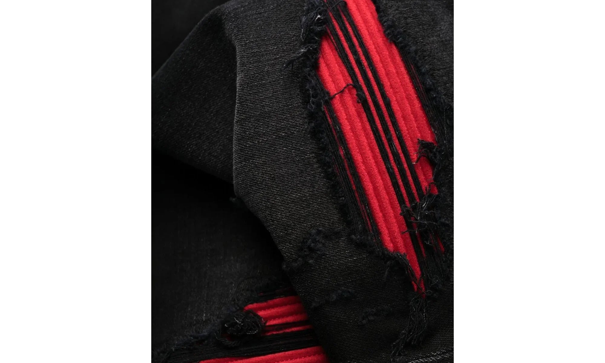 MX1 Ultra Suede Patch Jeans "Aged Black Red" AW22MDS010 023