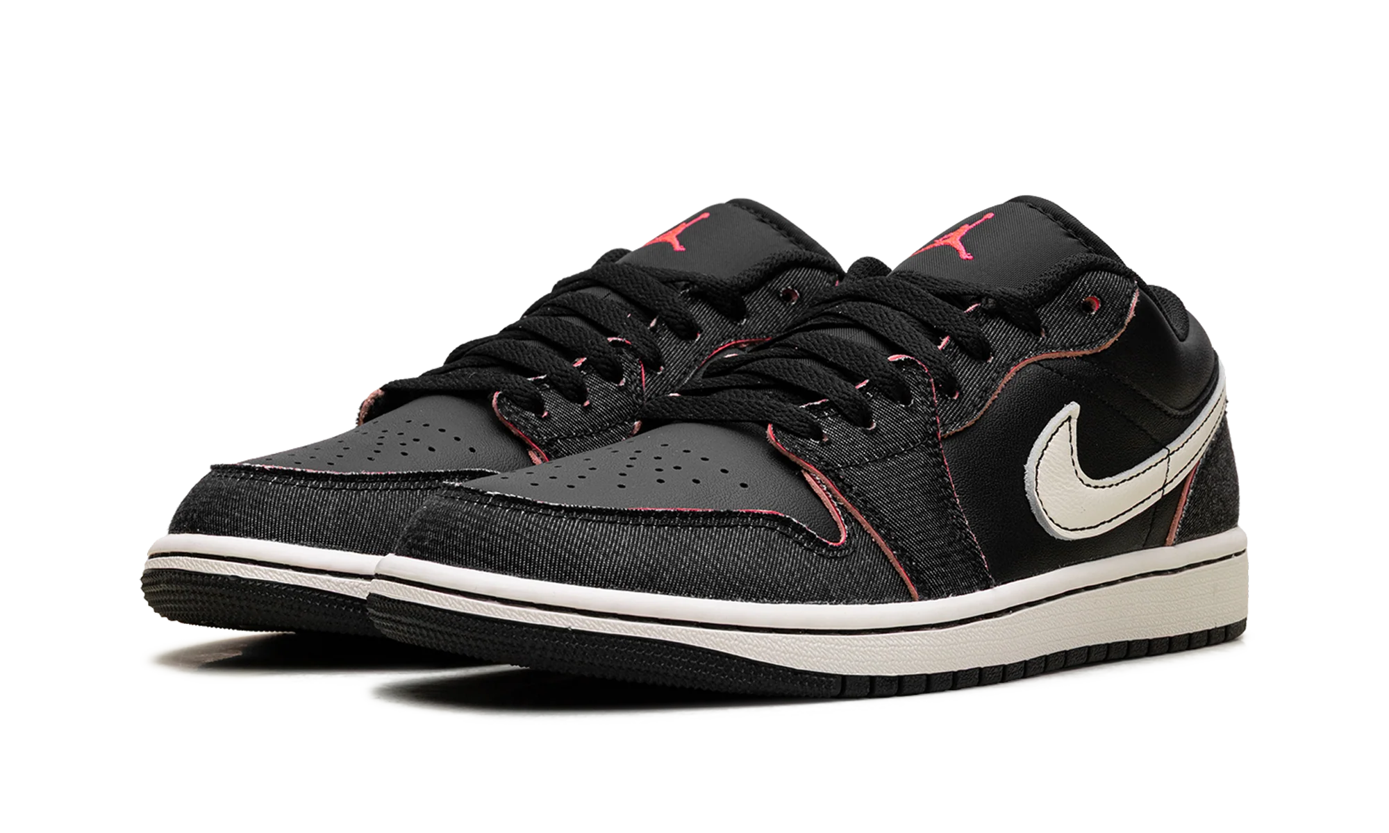 Air Jordan 1 Low SE "Black/Black/Racer Pink/Pale Ivory" IR0842 010