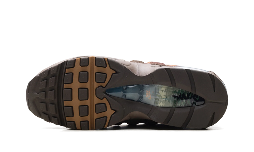 Air Max 95 "Big Bubble Ducks of a Feather Oregon Ducks Lumber Yard" IQ3988 001