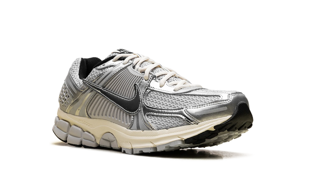 Zoom Vomero 5 "Grey Fog Chrome" IM3486 002