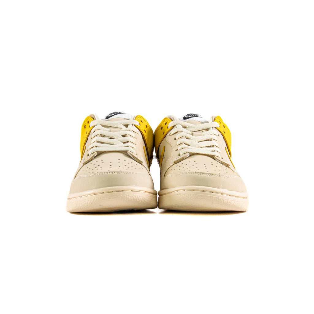 Dunk Low 'Banana' Women's (2022)