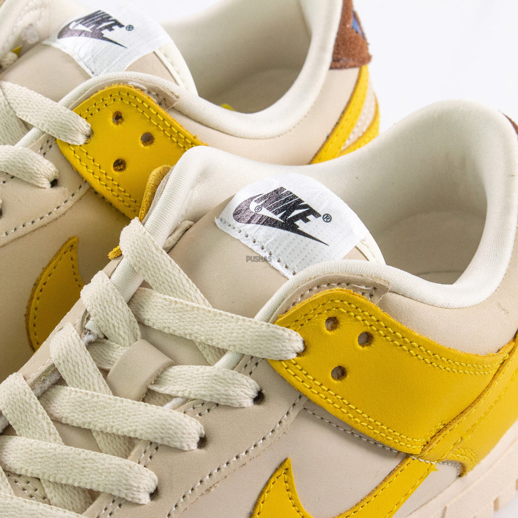 Dunk Low 'Banana' Women's (2022)