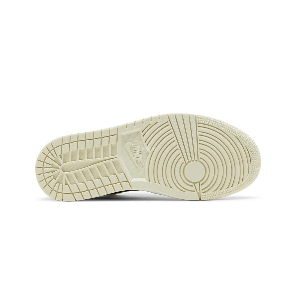 1 Low 'Coconut Milk' Women's (2021)