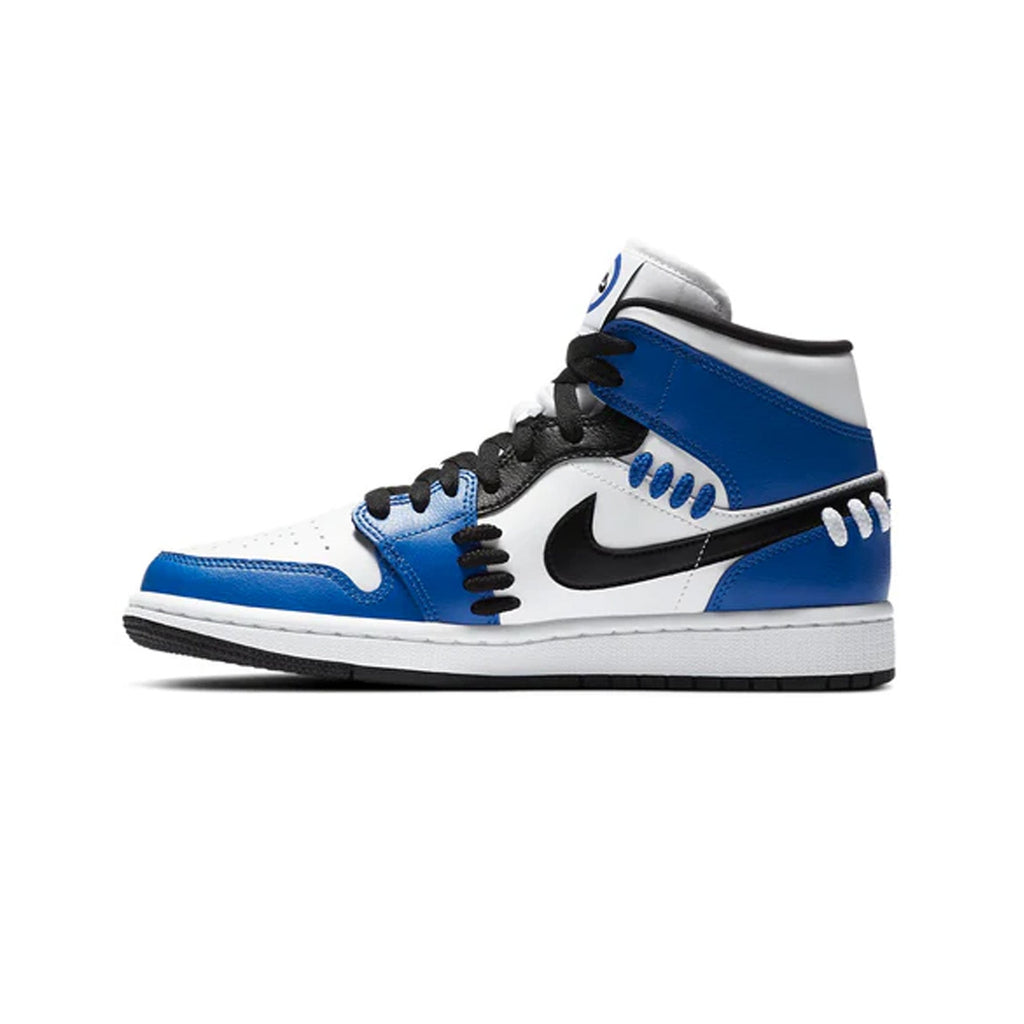 1 Mid W 'Sisterhood'