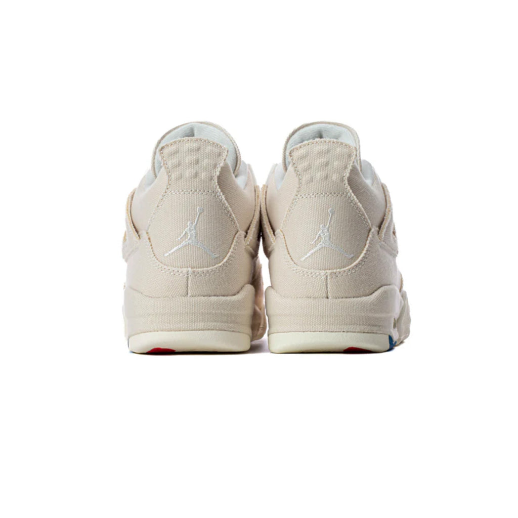 4 Retro 'Blank Canvas' W (2022)