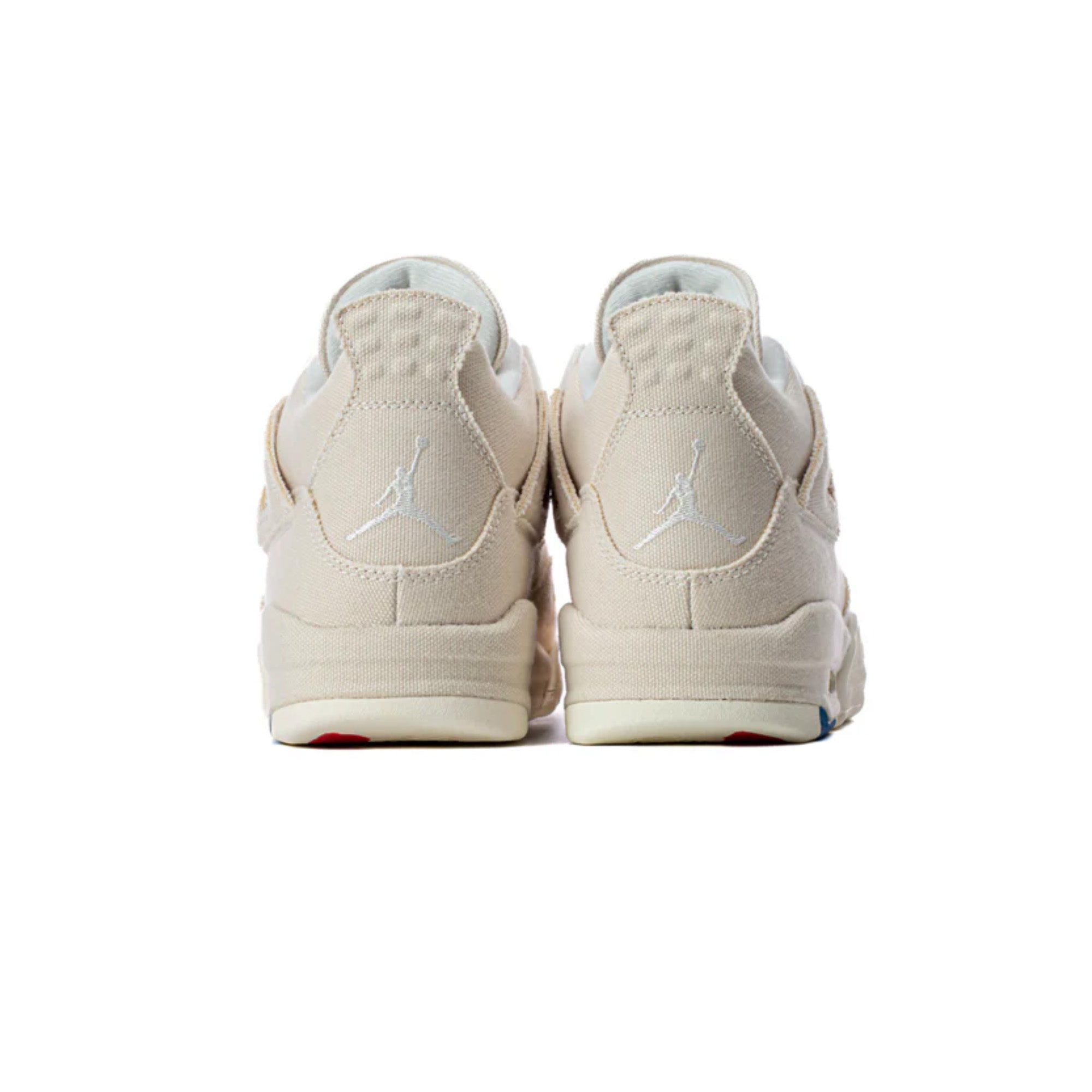 4 Retro 'Blank Canvas' W (2022)