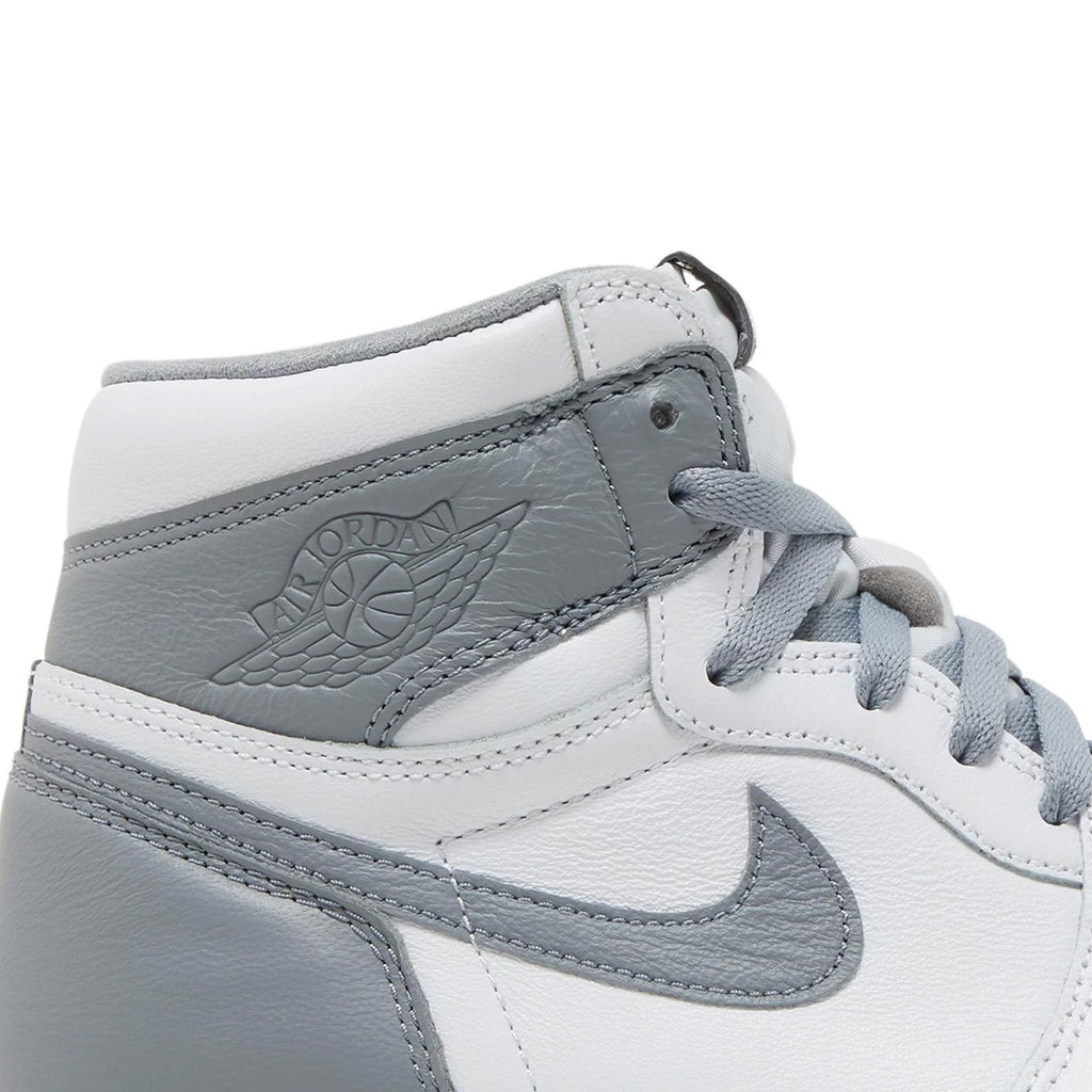 1 Retro High OG 'Stealth' (2022)