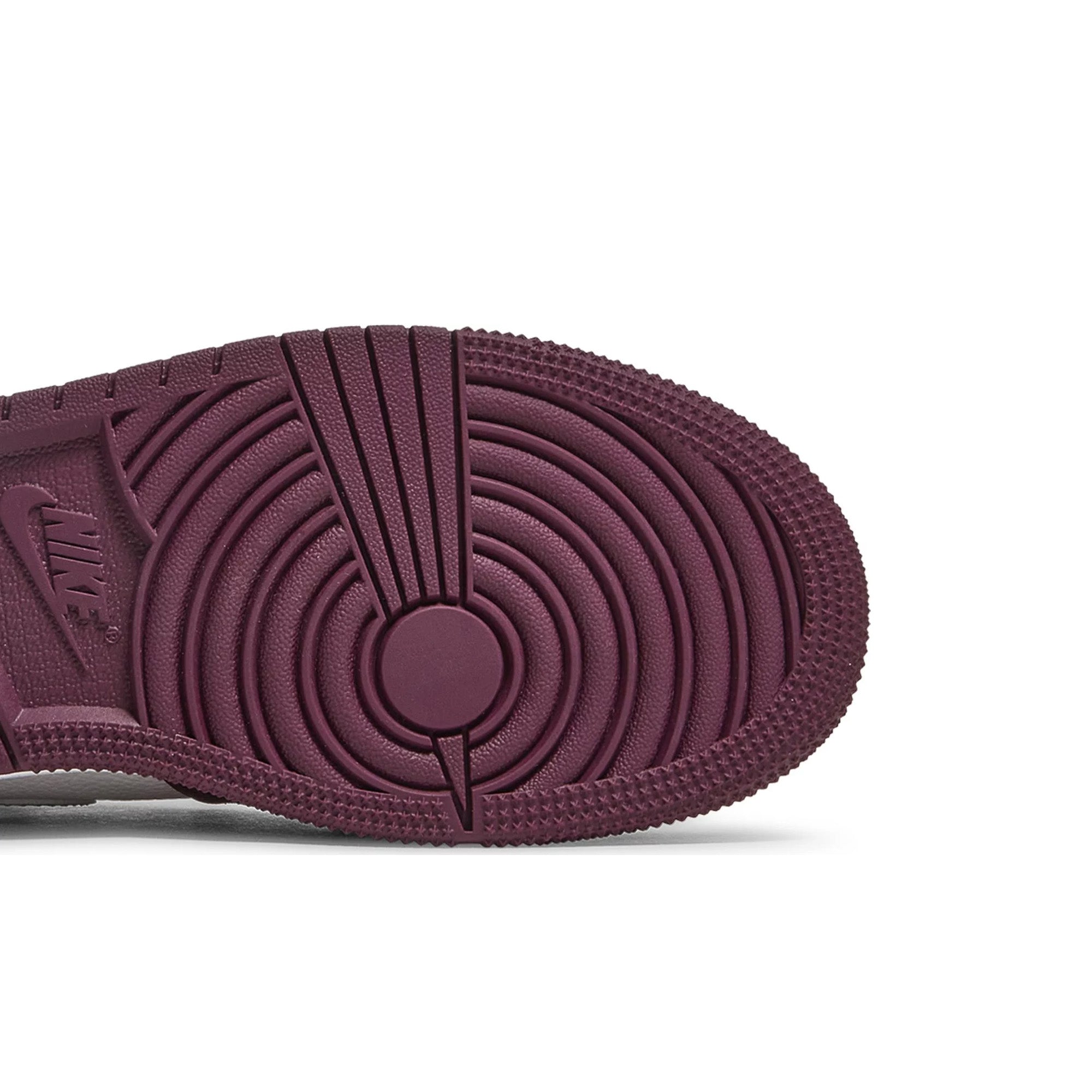 1 Retro High 'Bordeaux' GS (2021)