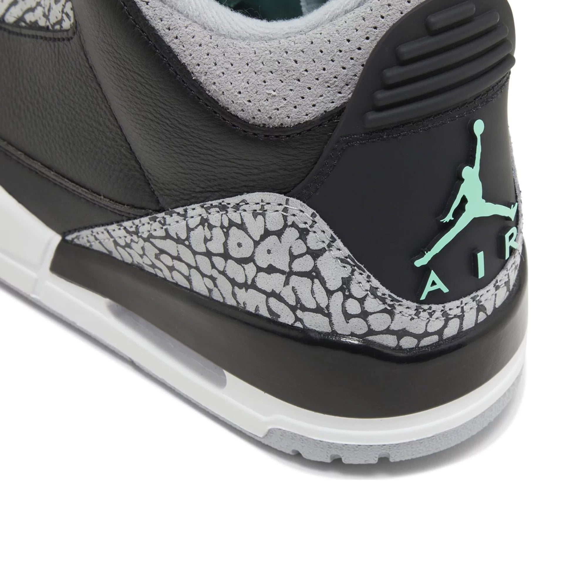 3 Retro 'Green Glow' (2024)
