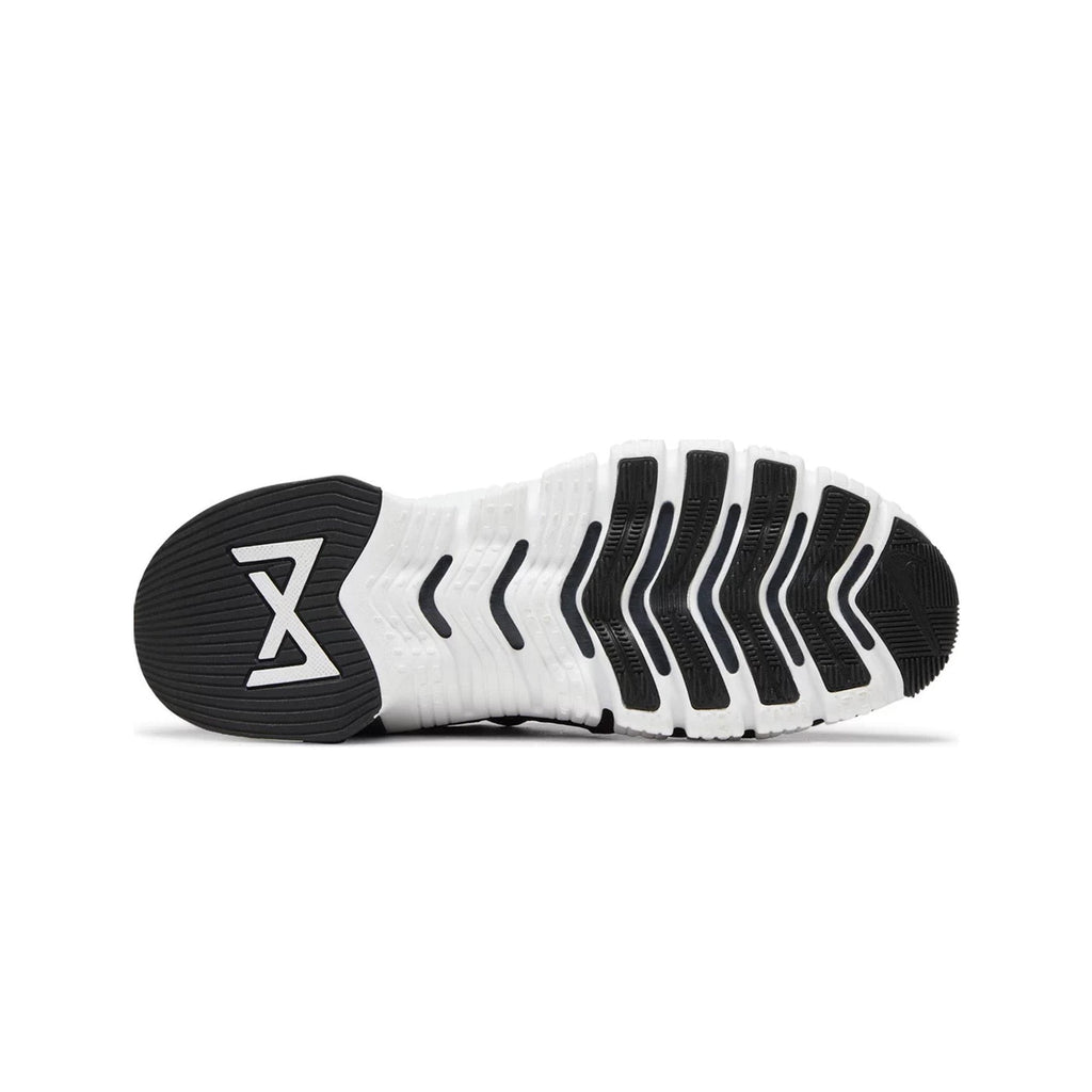 Free Metcon 5 'Black White' (2023)