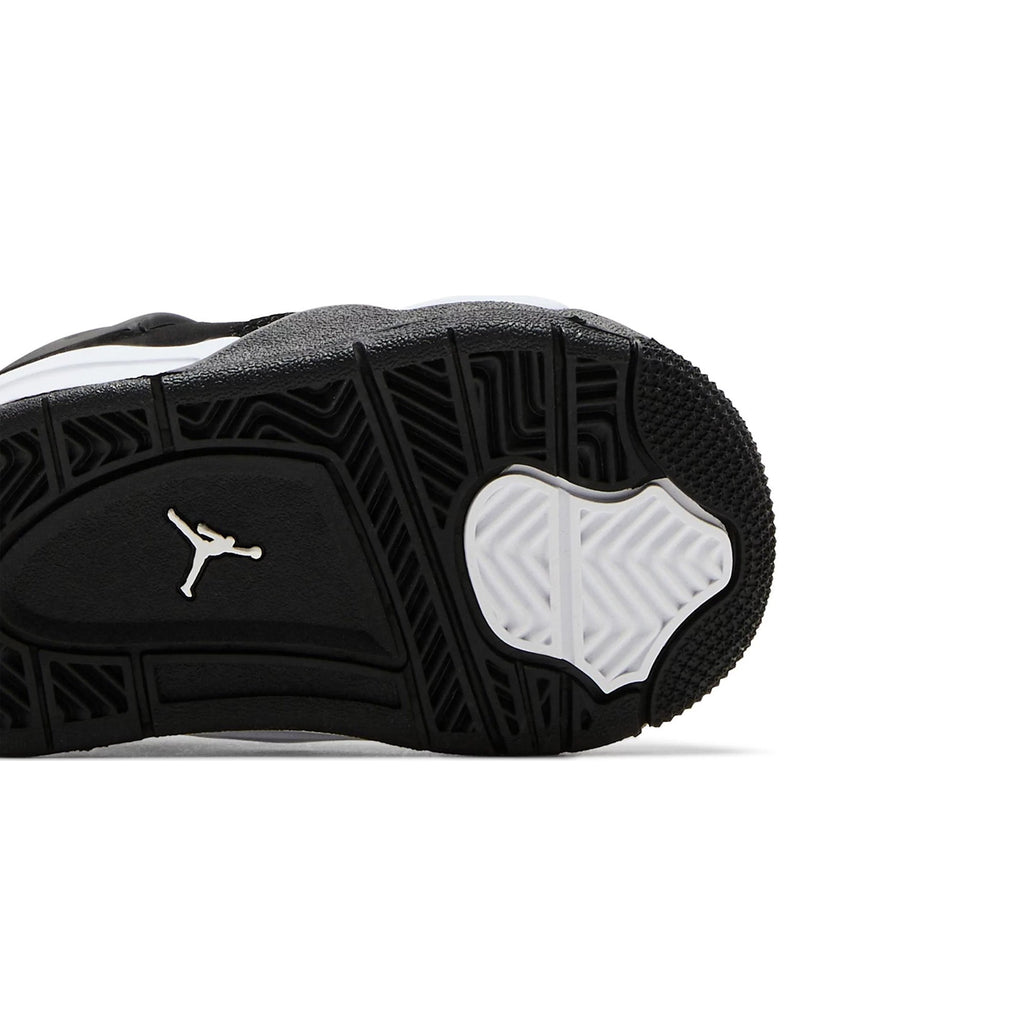 4 Retro 'White Thunder' TD (2024)