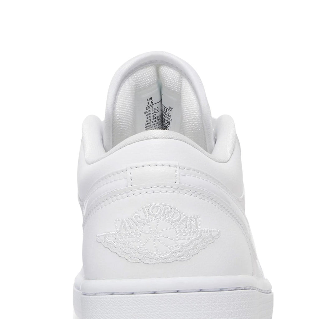 1 Low 'White' W (2022)