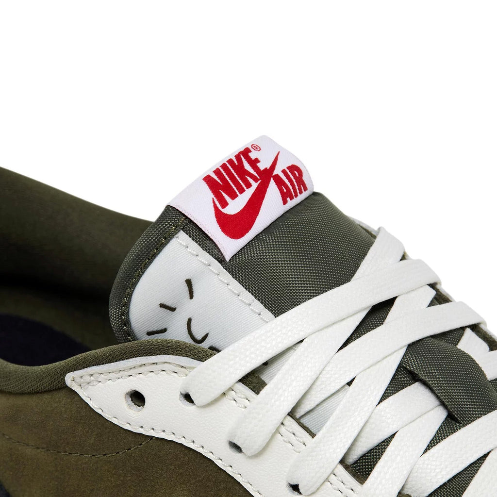 1 Retro Low OG SP 'Medium Olive' (2024)