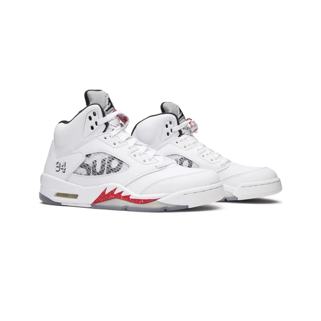 5 Retro x 'White' (2015)