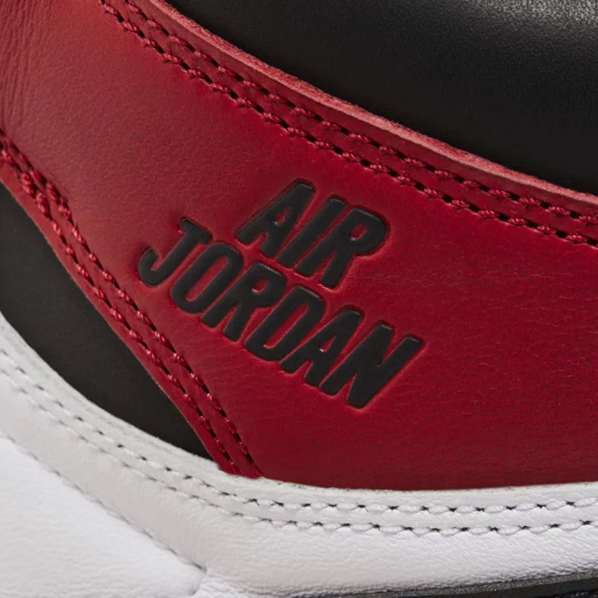 1 Retro High OG 'Black Toe Reimagined' (2025)