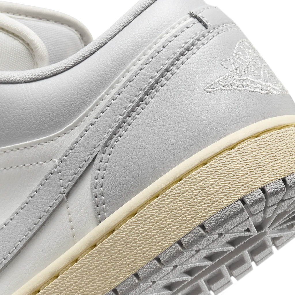1 Low 'Coconut Milk Neutral Grey' Women's (2024)