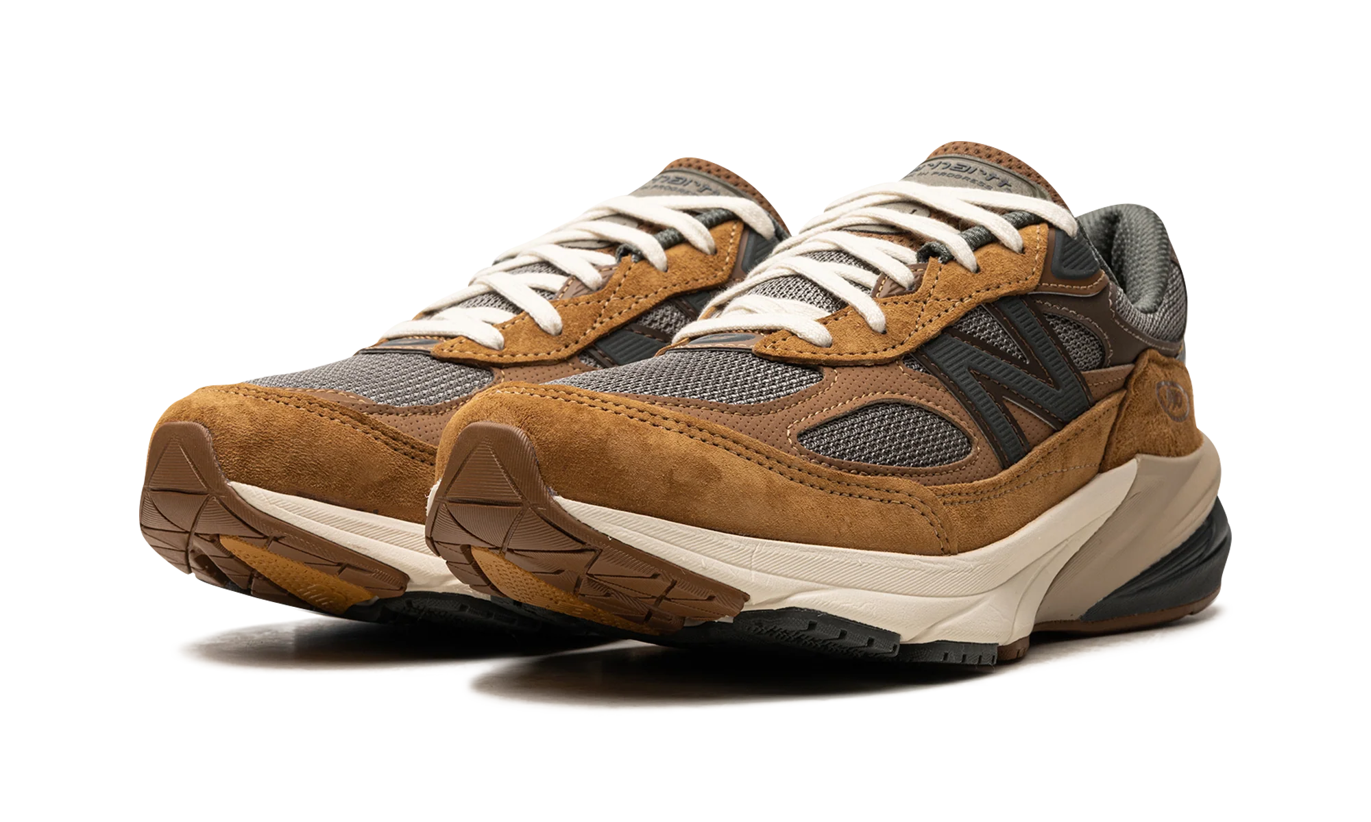 990v6 "Carhartt - Sculpture Center" M990CH6