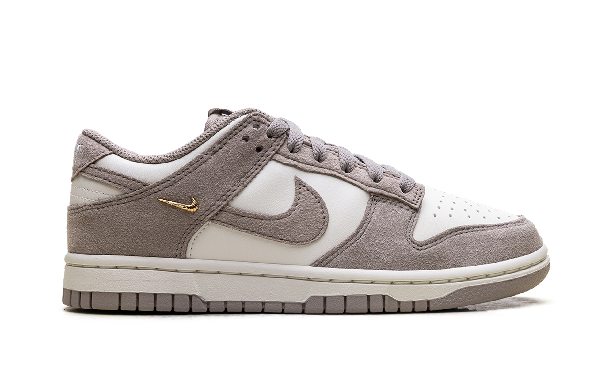 Dunk Low WMNS"Malt Gold Mini Swoosh" IB4417 105