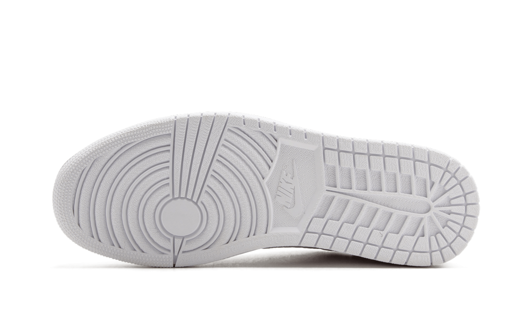 1 Retro Low NS "Triple White" 872782 100