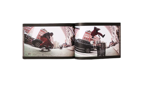 "Play Dead" Book "FW22 - Multi" SU26930