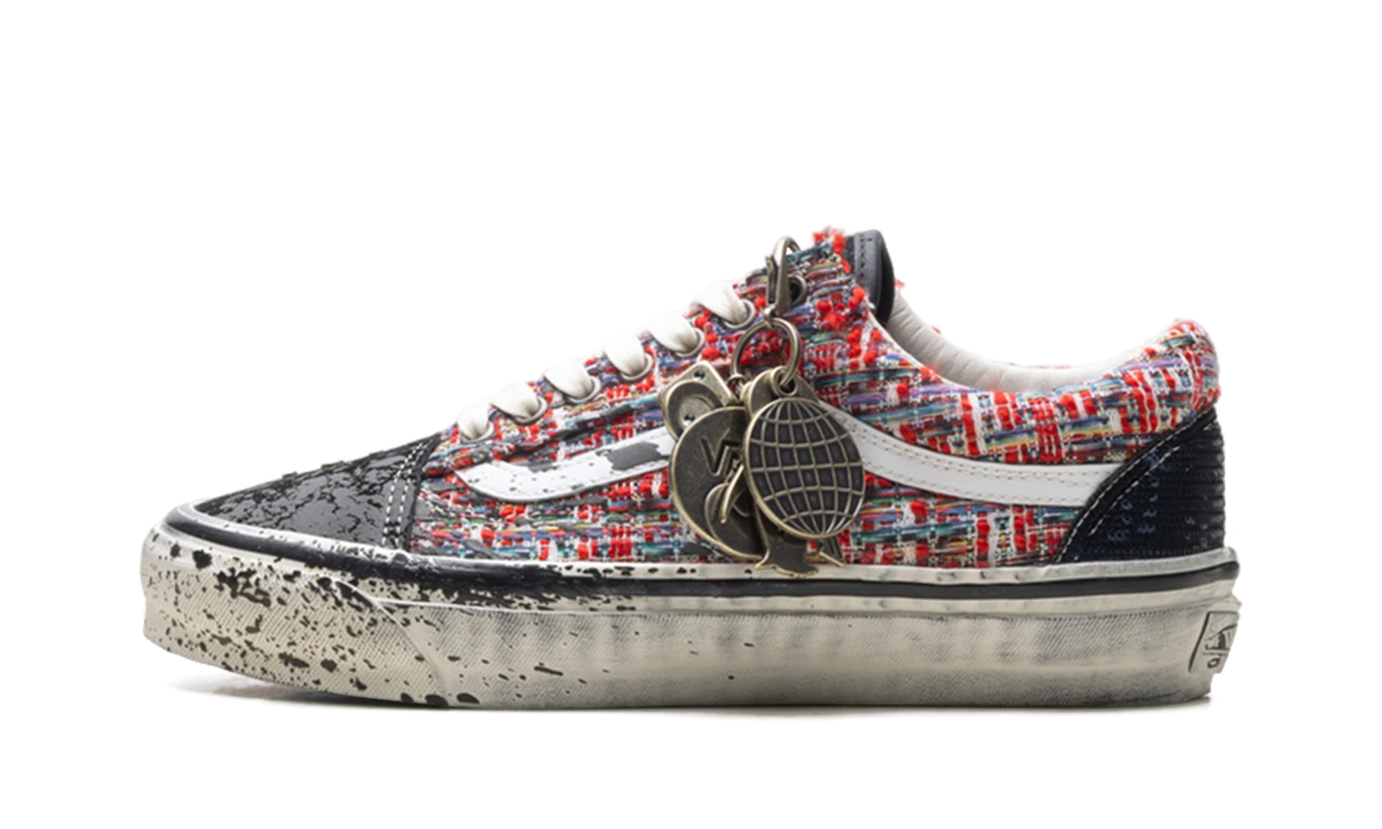Premium Old Skool "Charms Red Black" VN000D9VBOS