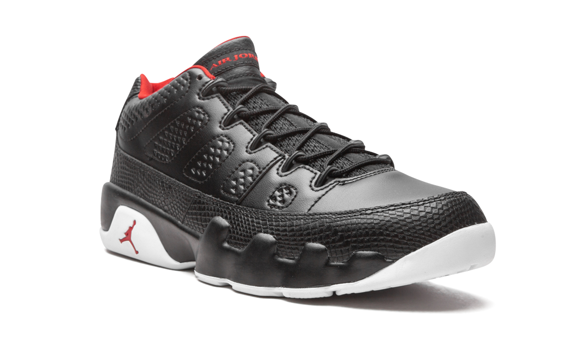 9 Retro Low "Bred" 832822 001