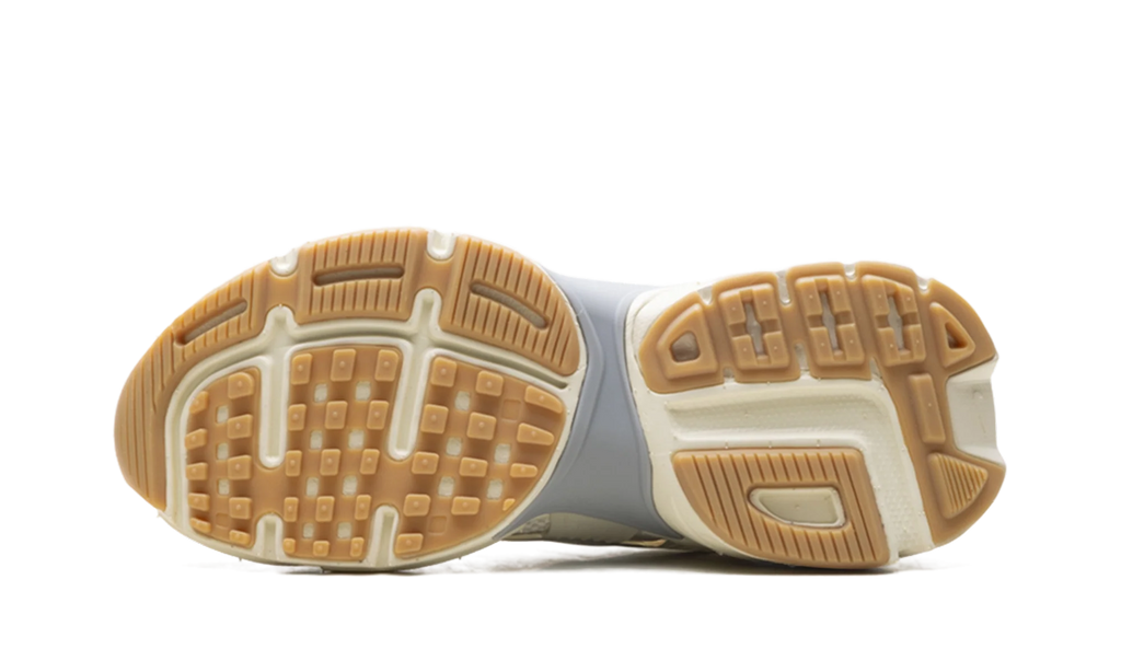 V2K Run WMNS "White Photon Dust Fir" FD0736 108