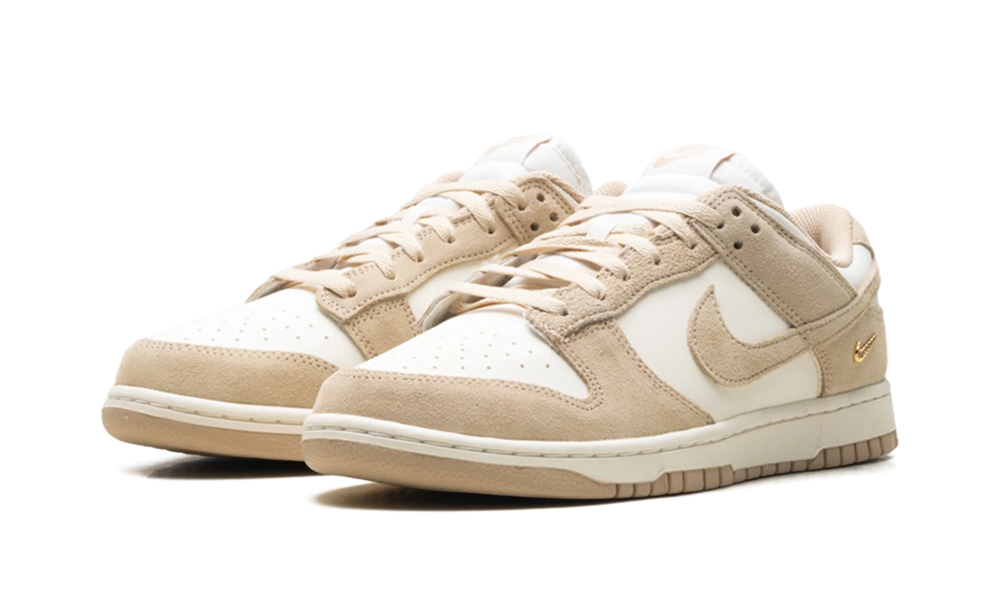 Dunk Low WMNS "Sail White Metallic Gold" IO4244 101