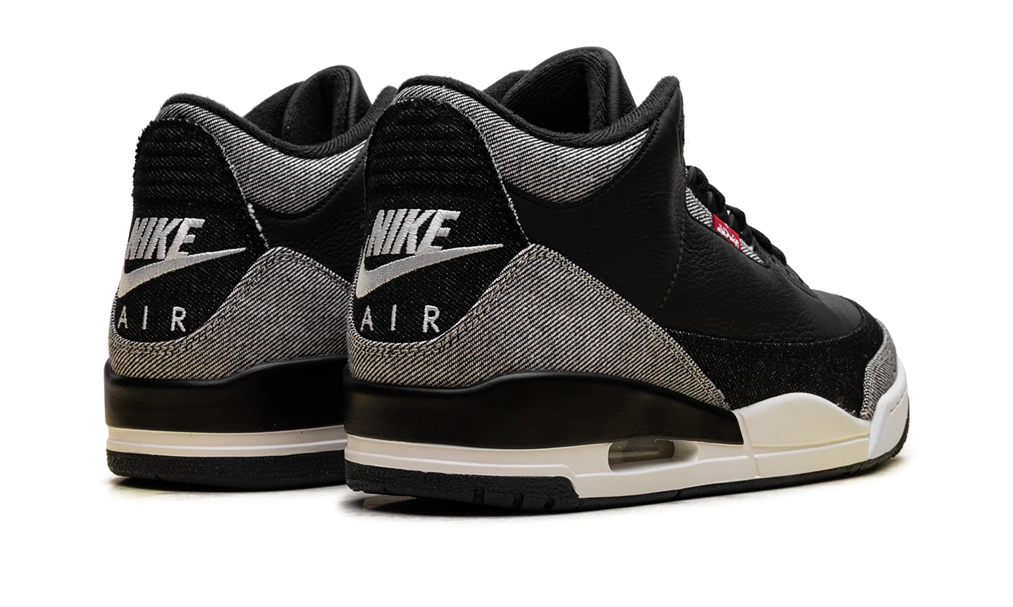 Air Jordan 3 "Levi's - Black Denim" IR0914 400