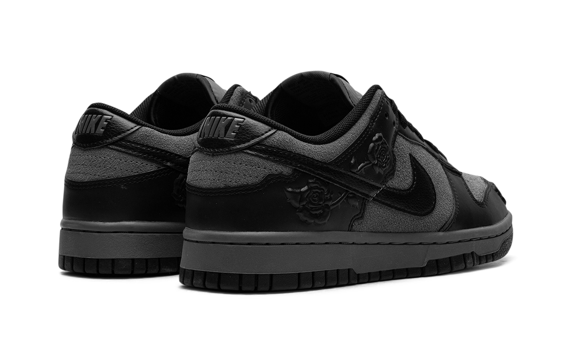Dunk Low WMNS"Black Roses" HF1986 001