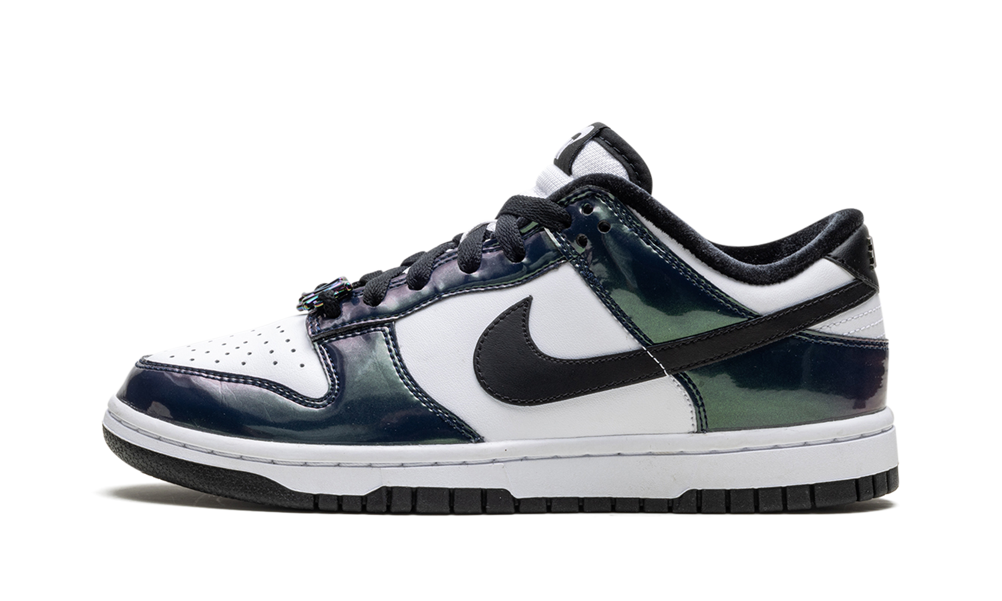 Dunk Low SE WMNS"Just Do It Iridescent" FQ8143 001