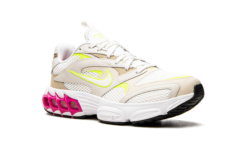 WMNS Zoom Air Fire"Summit White and Total Orange" CW3876 106
