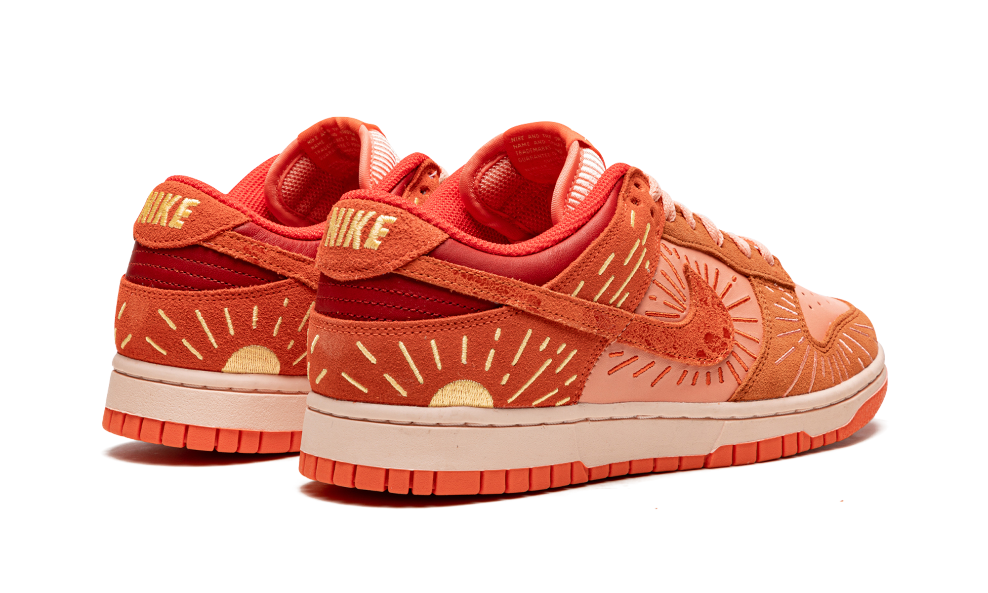 DUNK LO NH MNS WMNS"Winter Solstice" DO6723 800