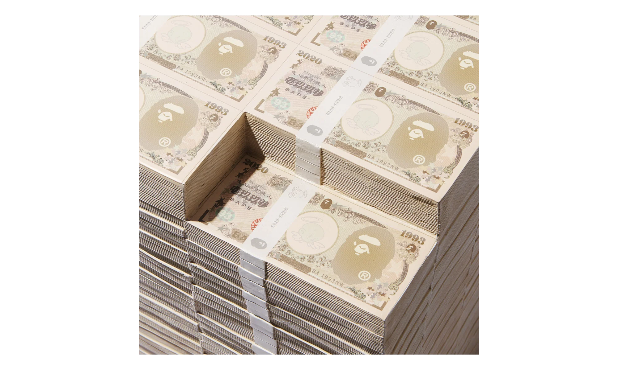 Bathing Ape Stool "Beige" SM HR1 0000 C39
