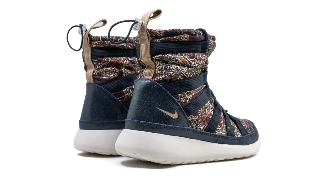 Roshe Run Hi Sneakerboot QS WMNS "Liberty of London Armory Navy" 633519 402