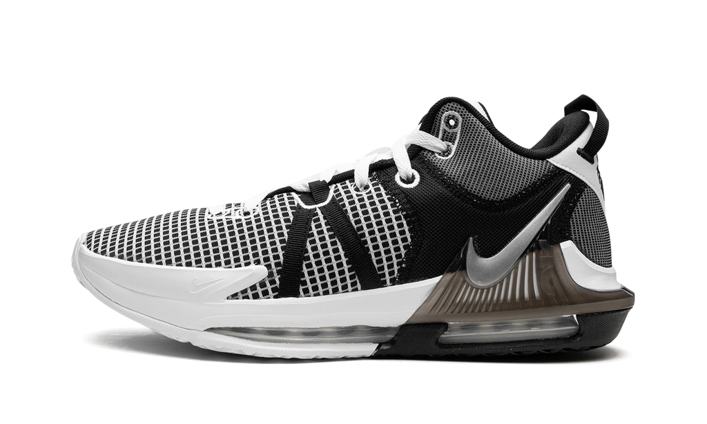 LeBron Witness VII "Metallic Silver" DM1123 100