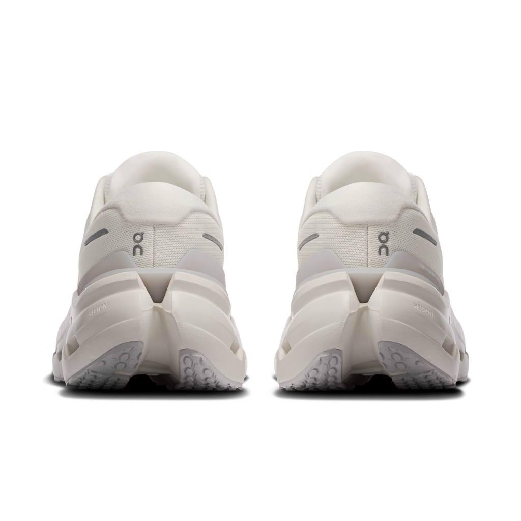 Women's Cloudrunner 3 in White/Ivory
