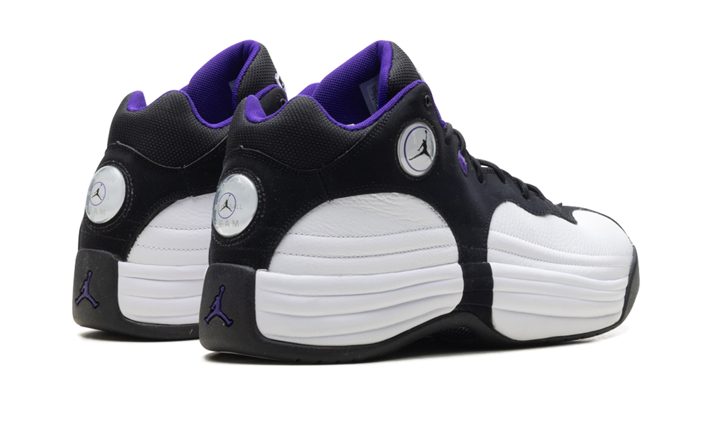 Jumpman Team "White/Field Purple" CV8926 105