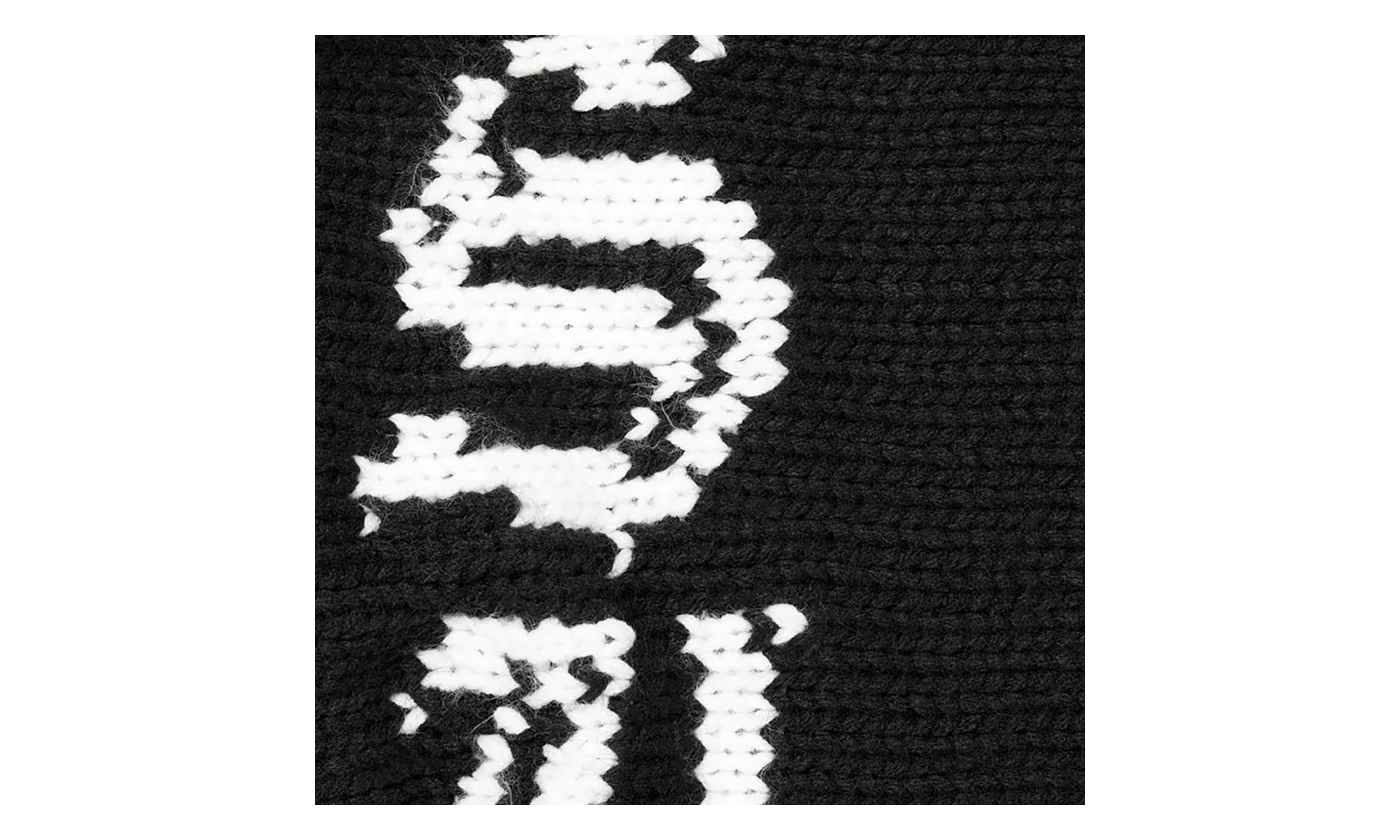 Old English Sleeves Sweater "SS26 - Black" SU27150