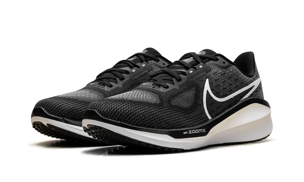 Vomero 17 Wmns"Black" FB8502 001