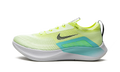 ZOOM FLY 4 MNS WMNS CT2401 700