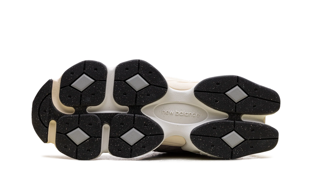 9060 "Truffle Salt Timber Wolf" U906029M