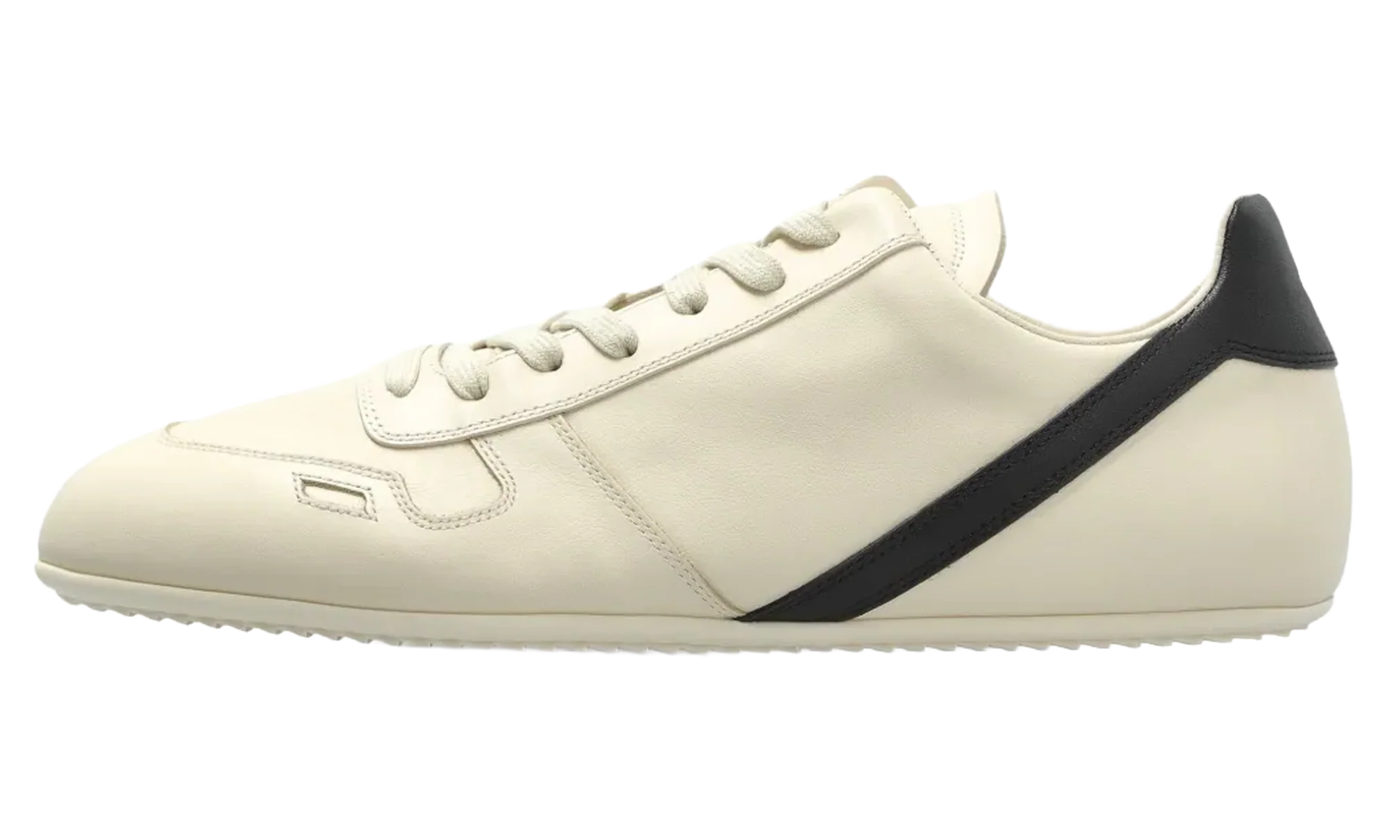 Concordians Minimal Low "Milk Black" RU02E1889 LCO 1191