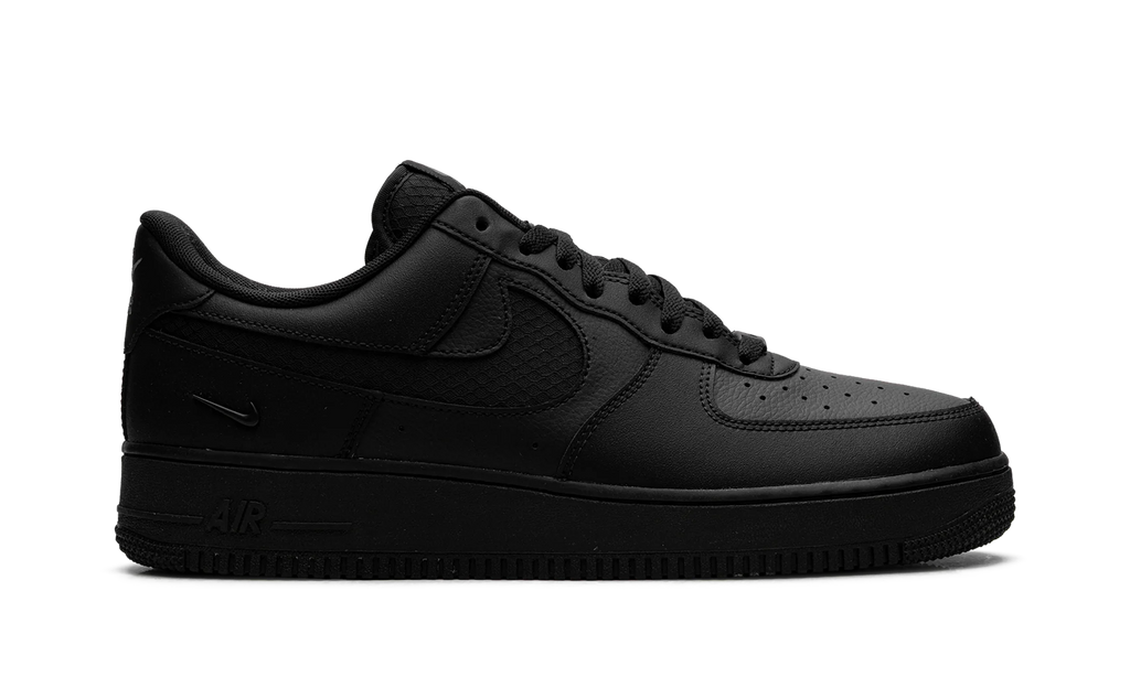 Air Force 1 '07 LV8 "Triple Black Ripstop" IH4452 001