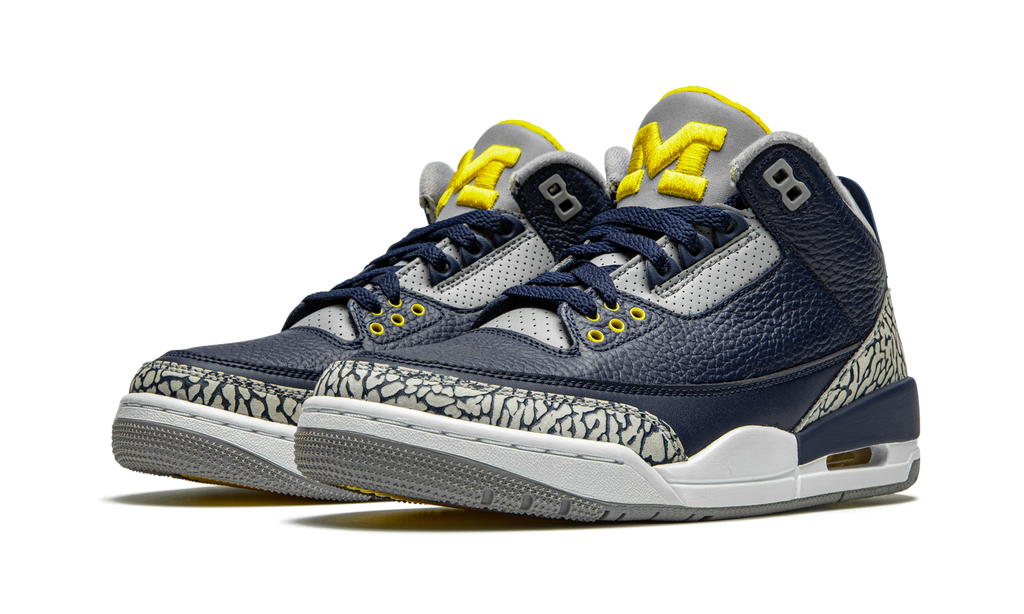 3 Retro PE "Michigan" AJ3 820064