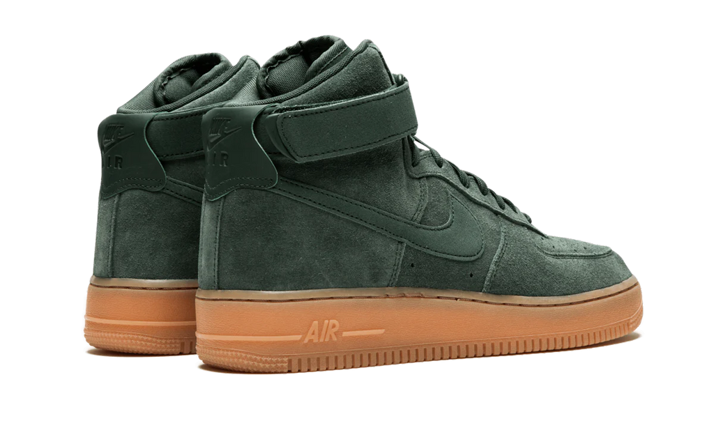 Air Force 1 High '07 LV8 Suede AA1118 300