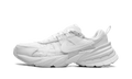 V2K Run WMNS"White Summit White" HJ5269 100