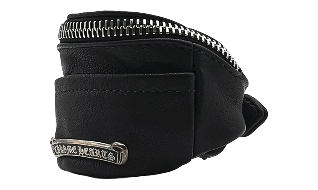 Scroll Wrist Bag "Black / Silver" CHRM1053